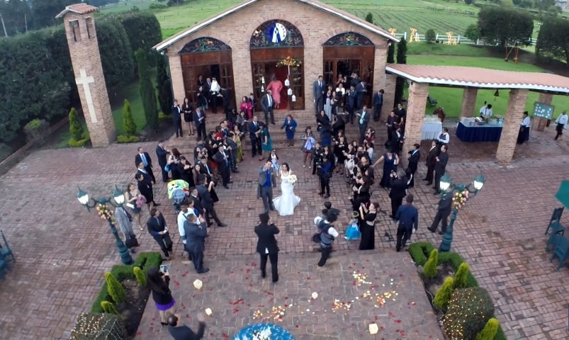 Bodas con dron Sky Zoom.