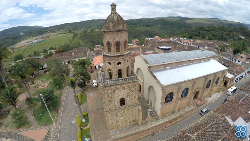 Curití - Santander visto desde los Drones Sky Zoom fotografía y video aéreo.