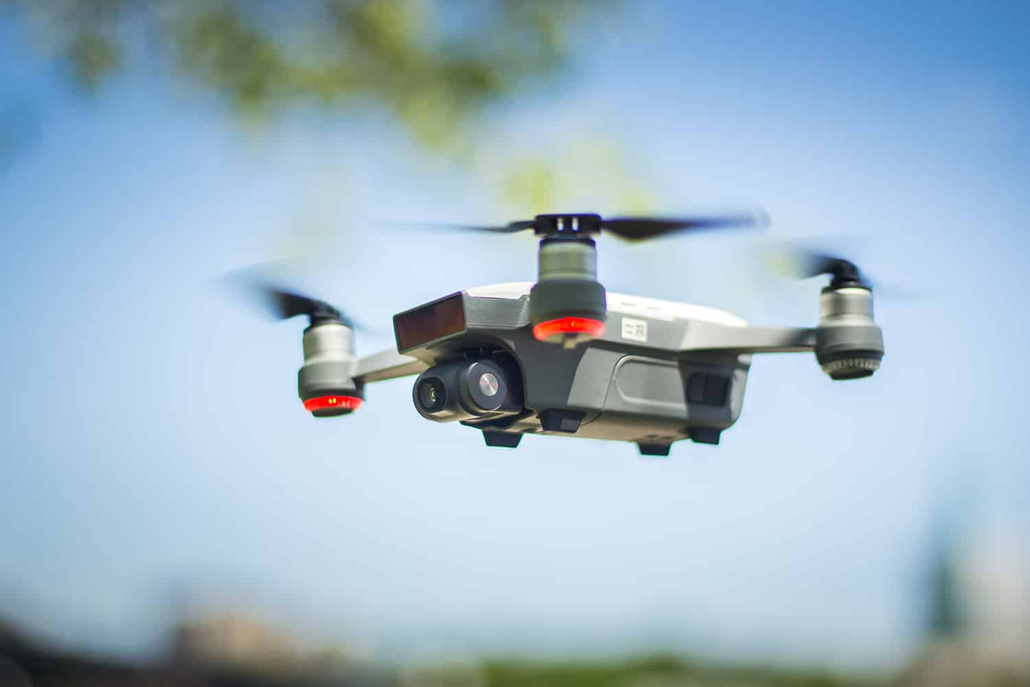 DJI: actualiza el fimware de tu dron Spark o será bloqueado