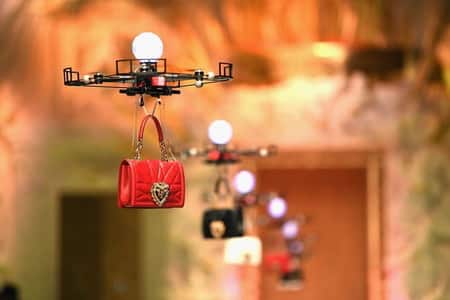 Dolce & Gabbana desfile con drones