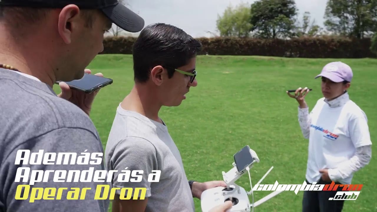 pilotos de dron certificados en colombia Drones Sky Zoom