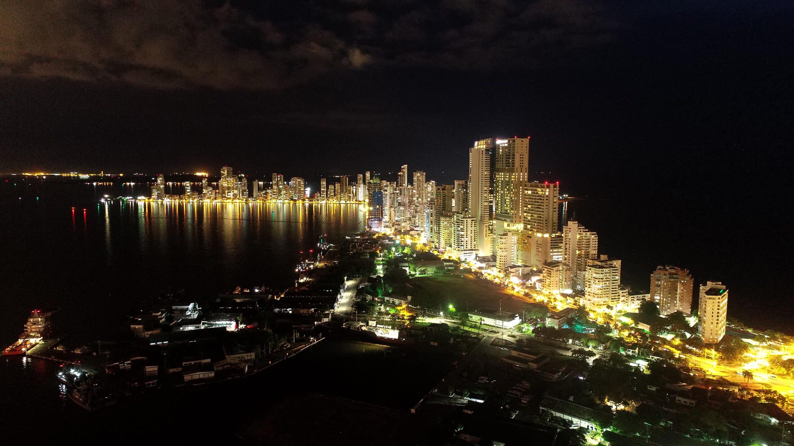 Alquiler de Drones en Bogota Drones Cartagena Sky Zoom