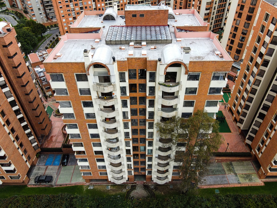 inspeccion-de-cubiertas-y-fachadas-con-dron-bogota inspeccion de cubiertas y fachadas con dron bogota