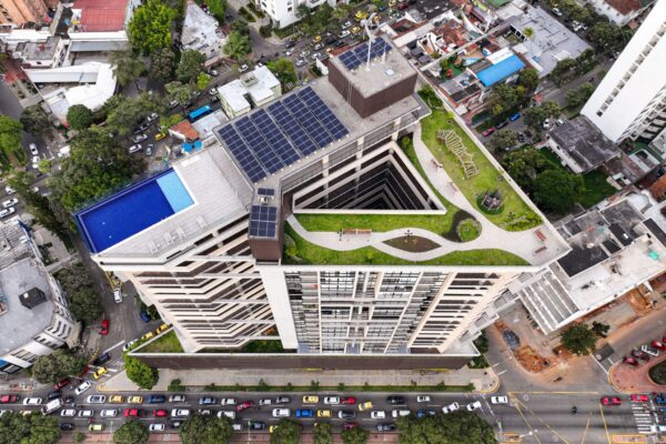 Torre del Mayor Inspección de cubiertas y fachadas con dron Torre del Mayor Bucaramanga Drones Bucaramanga