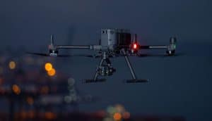 dron DJI Matrice 350 RTK operacion nocturna