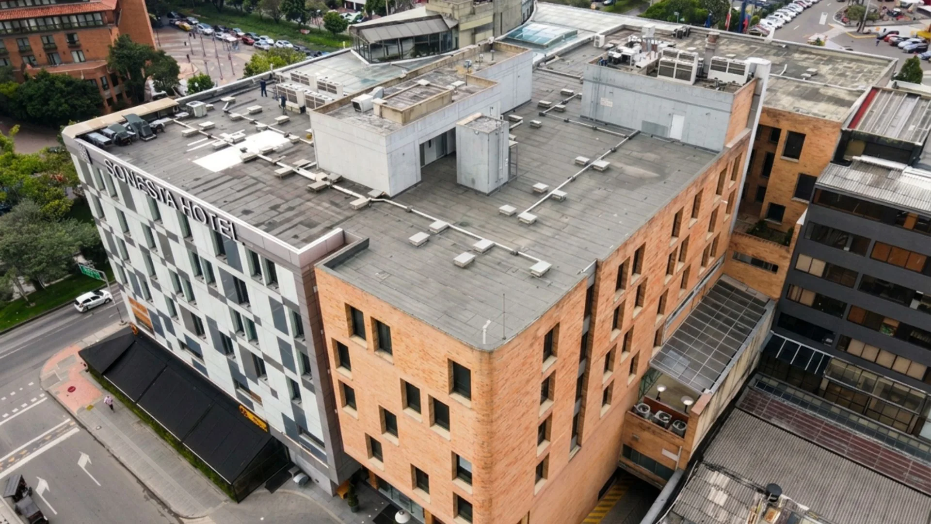 Inspección de Cubiertas y Fachadas con Drones - Sonesta Hotel - Bogotá