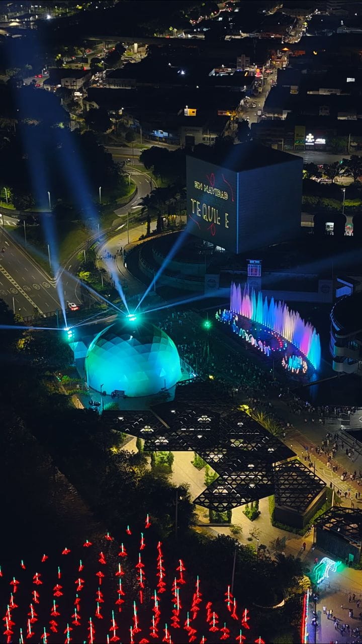 Alumbrados Navideños Medellín desde Dron