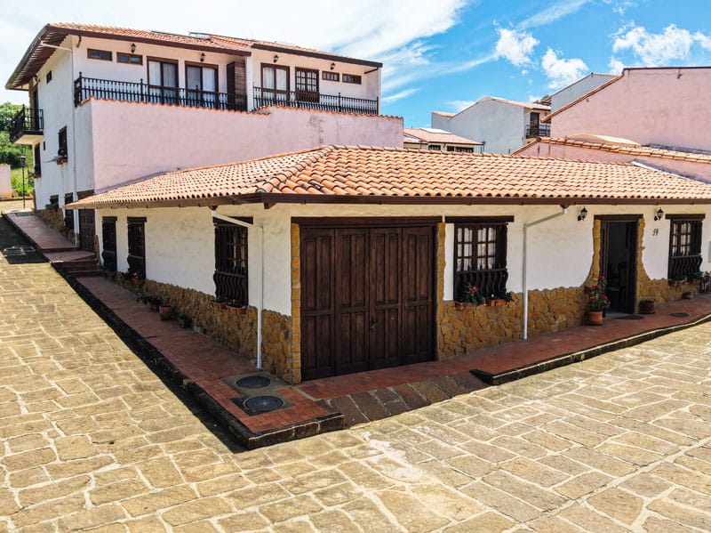 Fotografía inmobiliaria con drones en Curití - Condominio Buragua